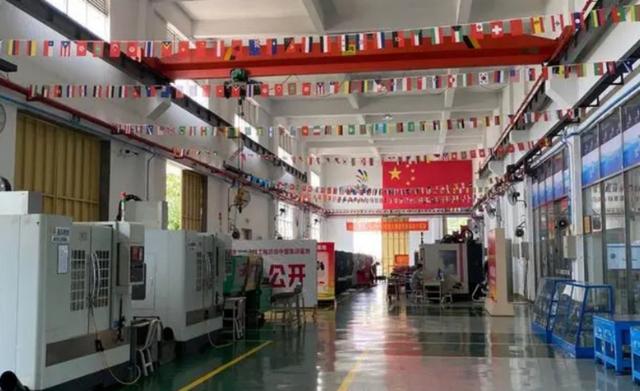 �µ�һ�꣬���Y(ji��)�C(j��)е�ИI(y��)�^(gu��)ȥȡ�õĳɾ���չ���ИI(y��)��δ��(l��i)�l(f��)չ